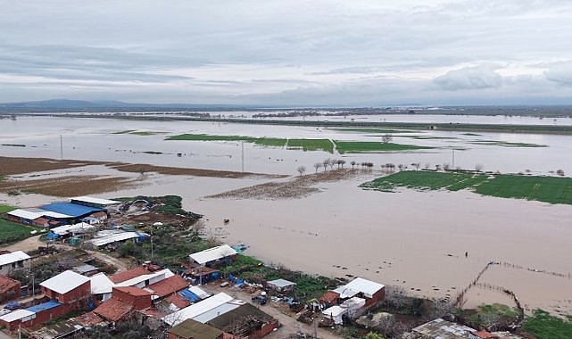 Bursa'da tarım arazileri sular altında kaldı