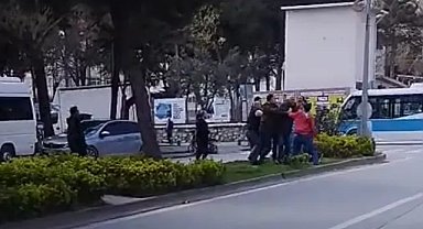 Bursa'da park tartışması kavgaya dönüştü! Tekme ve yumruklar havada uçuştu
